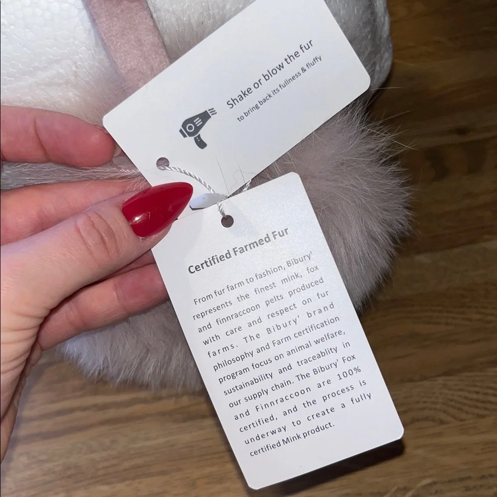 NWT $45 Bibury Fox Fur Light Blush Pink Super Fluffy Earmuffs